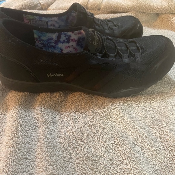 Sketchers women’s shoes - Picture 4 of 6